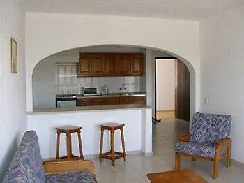 סאגרש Don Tenorio Aparthotel מלון